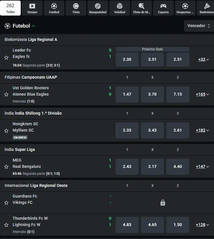 Secção Ao Vivo com encontros em curso, resultados, tempo de jogo e odds